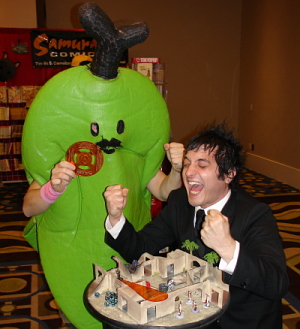 Louden & one of Los Plantanos of Kaiju Big Battel enjoy a quick game of Rezolution